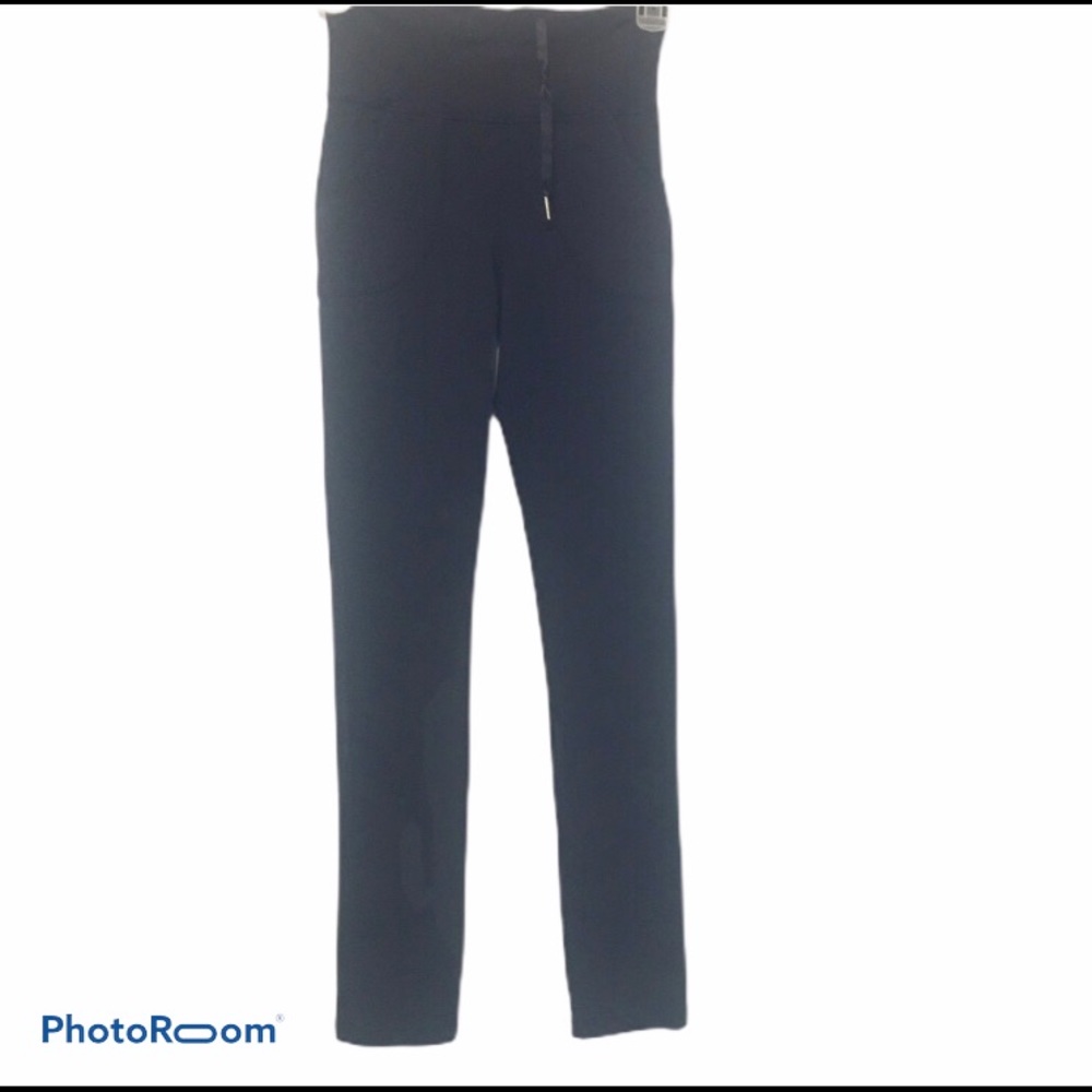 Lululemon Black Athletica Pants w/ Pockets Size 4